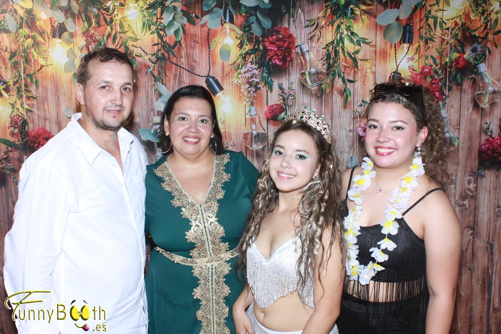 ¡Los 15 de Lupita en Busot fueron mágicos!